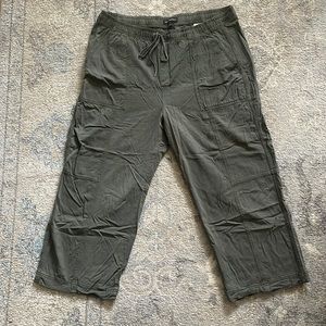 Banana Republic Crop Wide Leg Jogger Pants